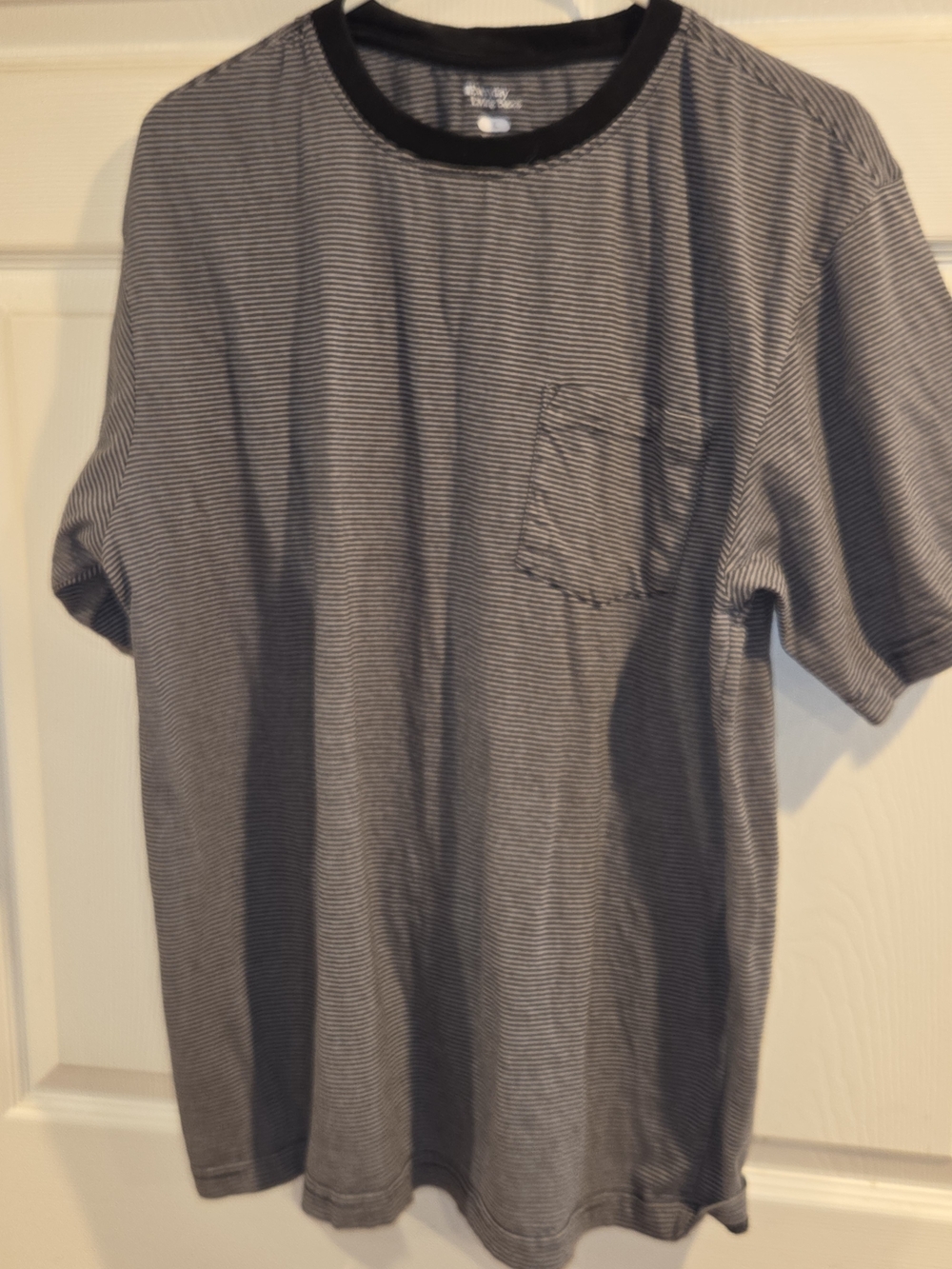 Source Unknown Women's Short-Sleeve Striped Pocket Tee - Black/Gray